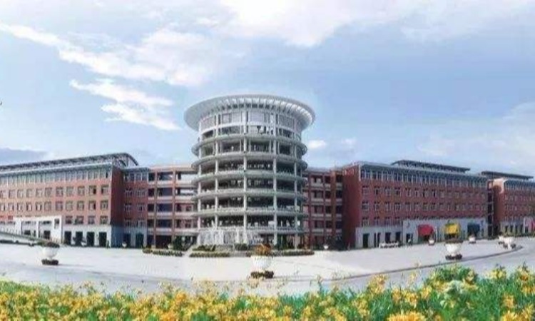 万里笃创,浙江万里学院